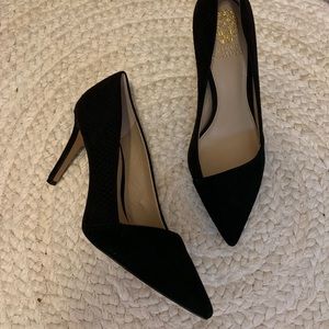 Vince Camuto Black pumps
